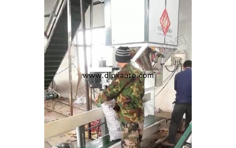 25kg立式粉體定量稱重包裝機(jī)